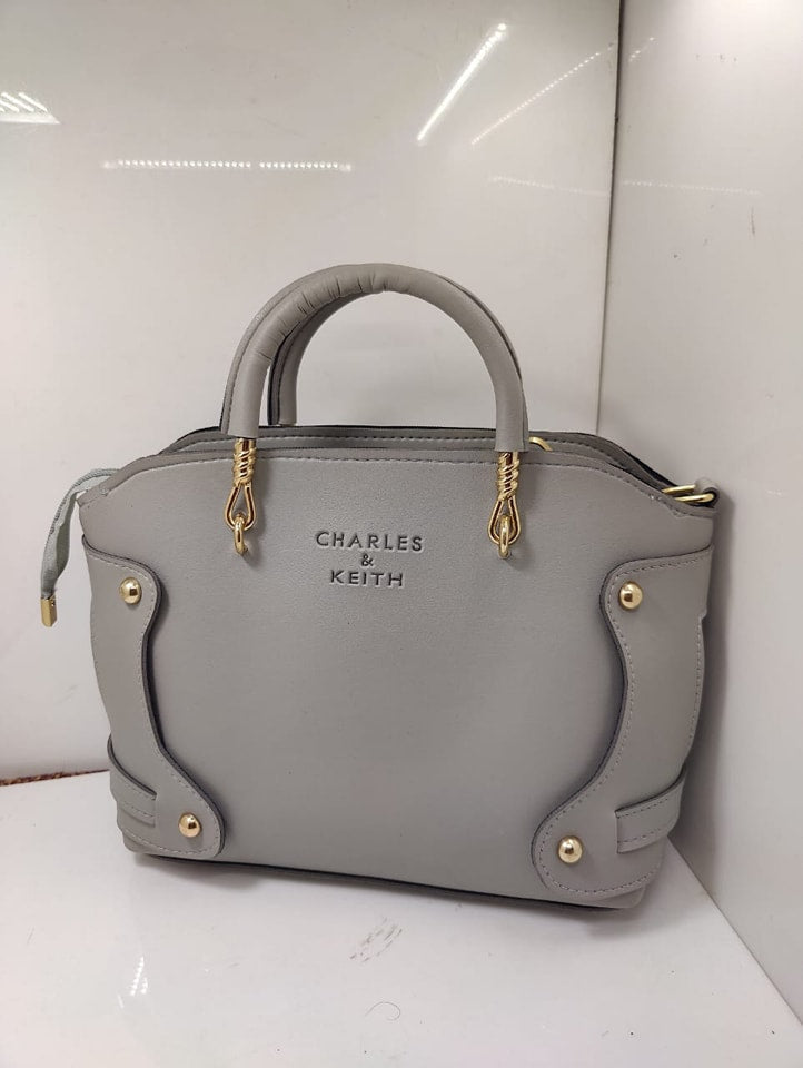 Urban Glamour branded handbag for women and girls