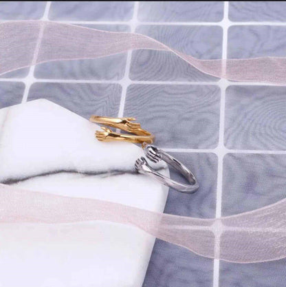 2 pieces couple hug ring