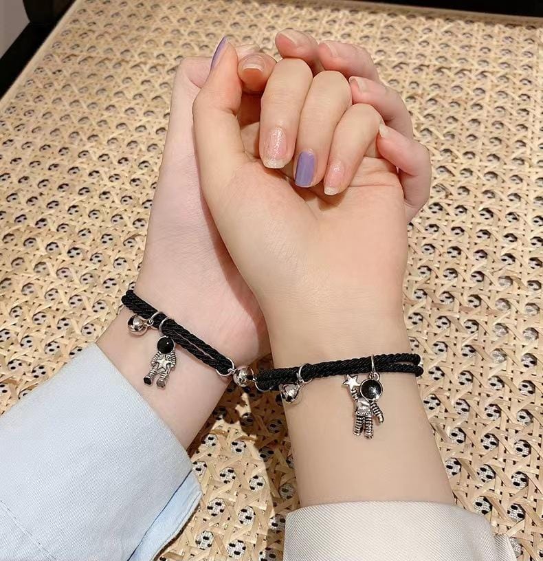 Trendy magnetic astronaut rope couple's bracelet