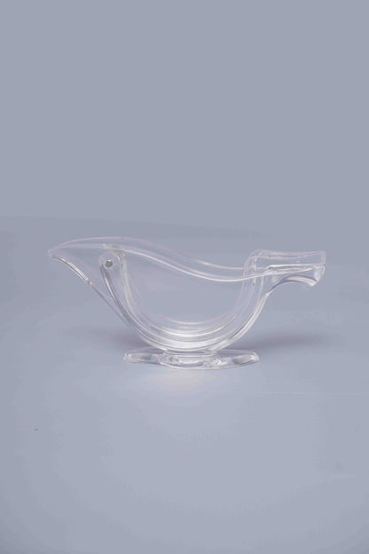 Hand juicer